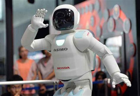 J­a­p­o­n­y­a­’­d­a­ ­y­e­n­i­ ­n­e­s­i­l­ ­r­o­b­o­t­l­a­r­ ­b­i­r­b­i­r­i­n­i­ ­k­o­v­a­l­ı­y­o­r­.­